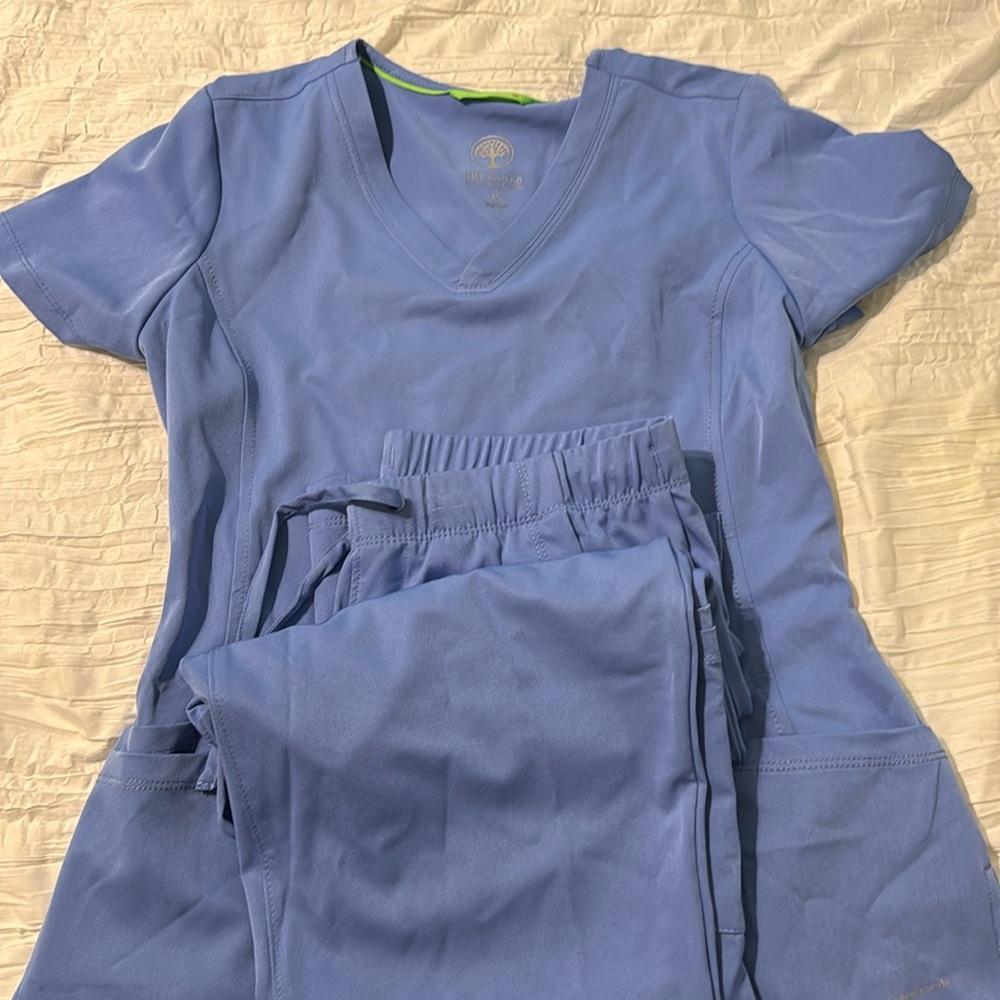 Healing Hands scrub set size XS but can fit size small as well.